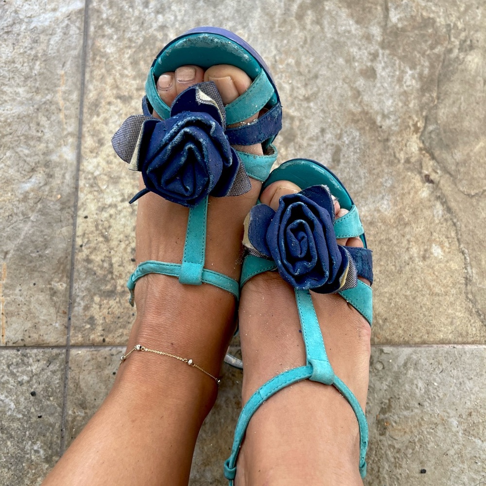 jessica simpson blue flower heels size 36 women